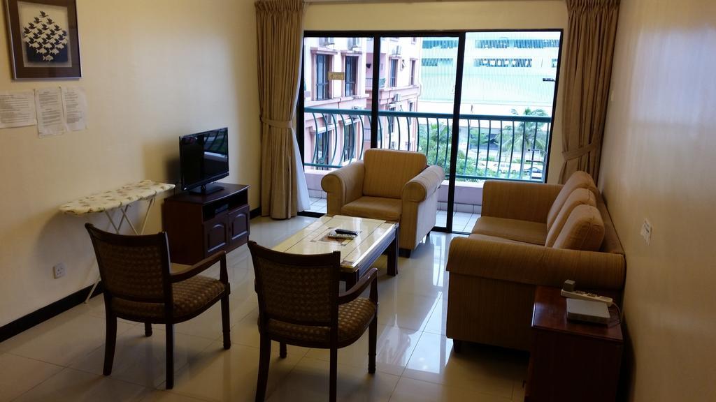 Marina Court Kota Kinabalu- Bigger Group Stay Together- 6 Bedroom Apartments Стая снимка