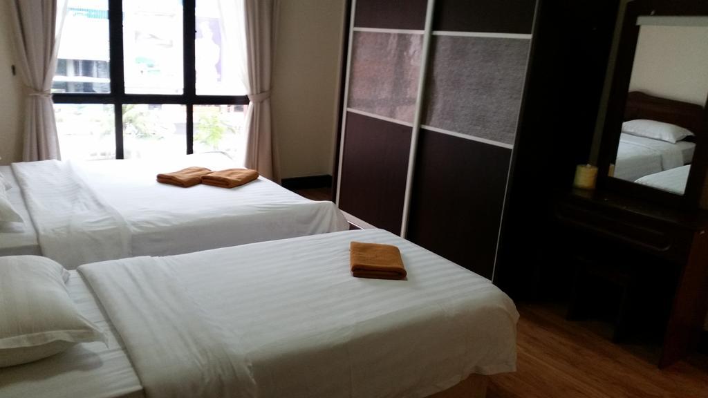 Marina Court Kota Kinabalu- Bigger Group Stay Together- 6 Bedroom Apartments Стая снимка