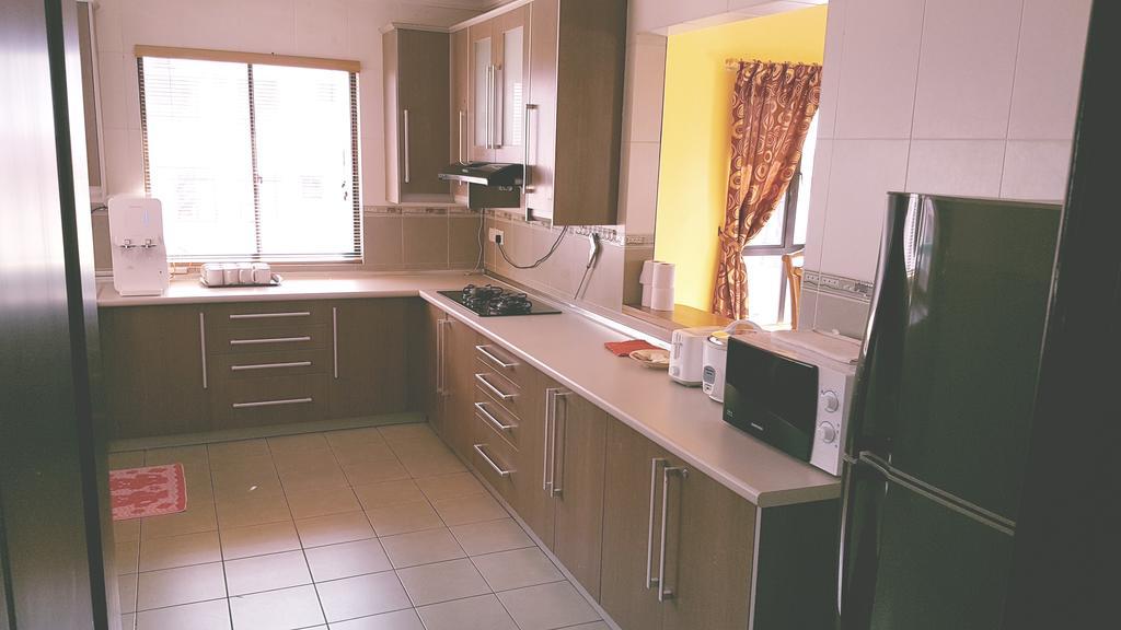 Marina Court Kota Kinabalu- Bigger Group Stay Together- 6 Bedroom Apartments Екстериор снимка