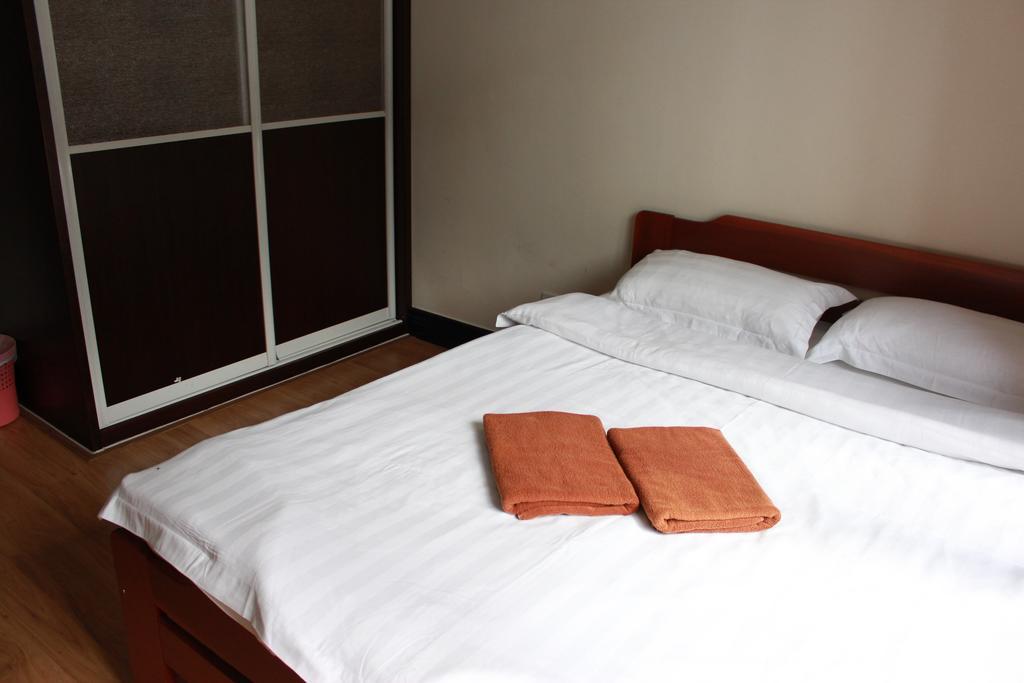 Marina Court Kota Kinabalu- Bigger Group Stay Together- 6 Bedroom Apartments Стая снимка